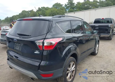 2017 Ford Escape Se z USA, uszkodzony, nr VIN 1FMCU9GD6HUD32992